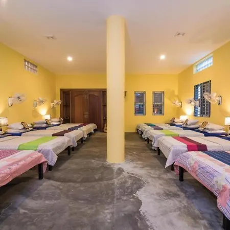 Appartamento Siem Reap Uncle'S House Esterno foto